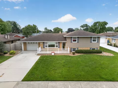 View/Area - 1817 Root St, Crest Hill, IL 60403 photo 9 of 9
