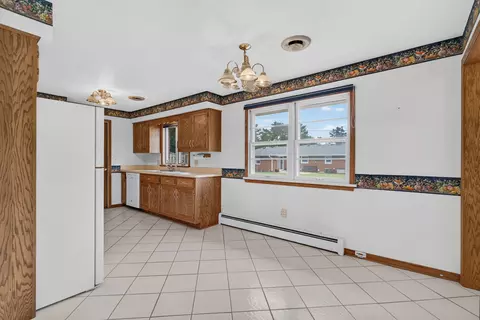 Kitchen - 1817 Root St, Crest Hill, IL 60403 photo 1 of 9