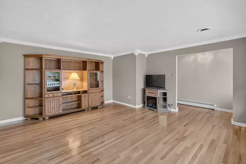 Living - 1817 Root St, Crest Hill, IL 60403 photo 2 of 5