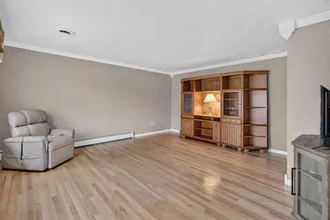 Living - 1817 Root St, Crest Hill, IL 60403 photo 1 of 5