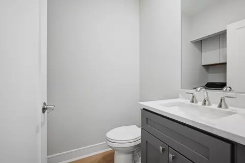 Bath - 160 Violet Ln, Wheeling, IL 60090 photo 1 of 3