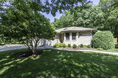 1417 April Ln, Winthrop Harbor, IL 60096