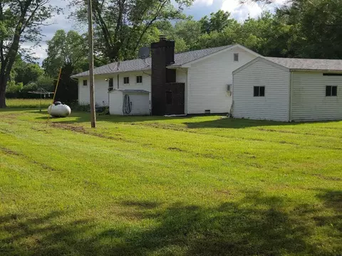 32372 Main St, Tamms, IL 62988 photo 4