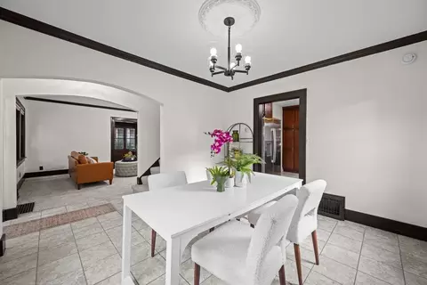 Dining - 2914 25th Ave, Moline, IL 61265 photo 2 of 3