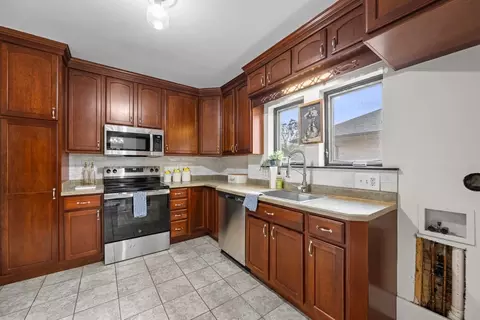 Kitchen - 2914 25th Ave, Moline, IL 61265 photo 1 of 3