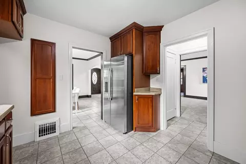 Entry Way - 2914 25th Ave, Moline, IL 61265 photo 1 of 6