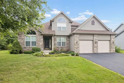 2022 Prairie Rose Ln, Yorkville, IL 60560
