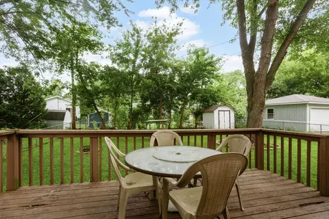 Exterior - 1903 Highview Ave, Mchenry, IL 60050 photo 2 of 3
