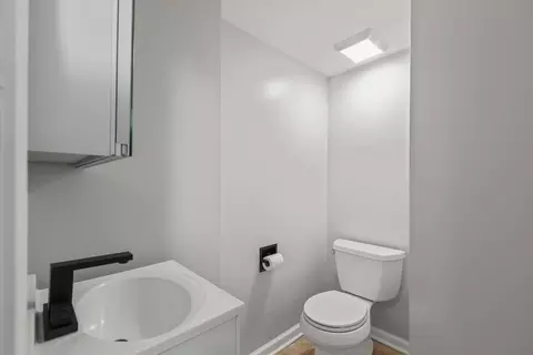Bath - 1903 Highview Ave, Mchenry, IL 60050 photo 1 of 2