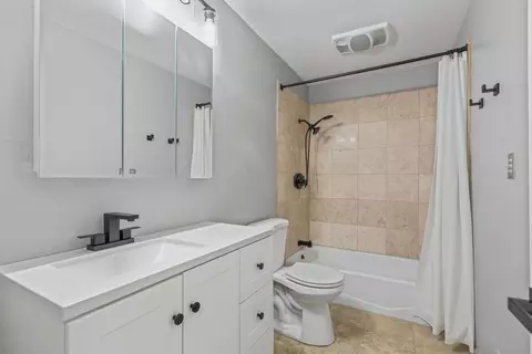 Bath - 1903 Highview Ave, Mchenry, IL 60050 photo 2 of 2