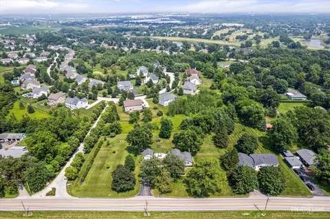 View/Area - Undisclosed, Aurora, IL 60506 photo 2 of 5