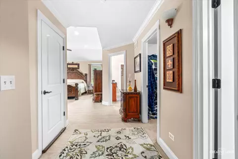 Entry Way - Undisclosed, Aurora, IL 60506 photo 3 of 3