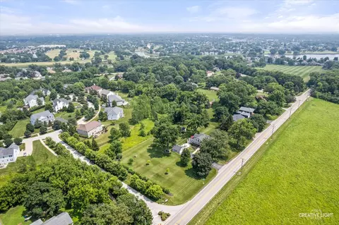 View/Area - Undisclosed, Aurora, IL 60506 photo 3 of 5