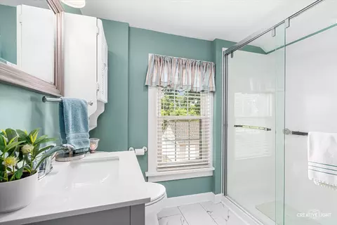 Bath - Undisclosed, Aurora, IL 60506 photo 5 of 5
