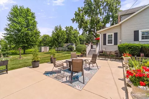 Exterior - Undisclosed, Aurora, IL 60506 photo 3 of 12