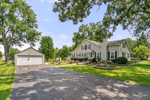 Exterior - Undisclosed, Aurora, IL 60506 photo 2 of 12