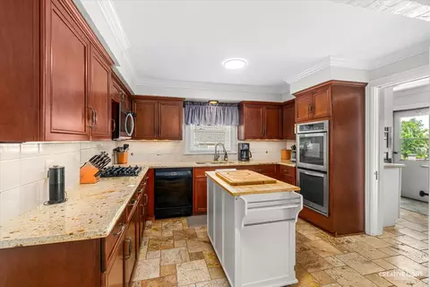 Kitchen - Undisclosed, Aurora, IL 60506 photo 1 of 2