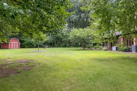 Exterior - 212 Cheviot Dr, Bartlett, IL 60103 photo 7 of 9