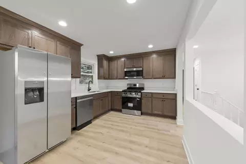 Kitchen - 13716 S Amherst Ct, Plainfield, IL 60544 photo 1 of 2