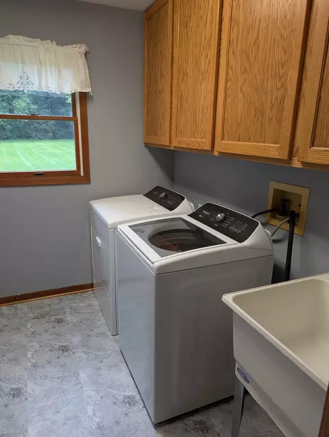 Other - 41 W475 Silvana Dr, Elgin, IL 60124 photo 2 of 8