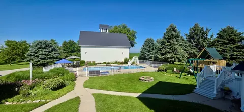 Exterior - 19445 Shabbona Rd, Malta, IL 60150 photo 6 of 10