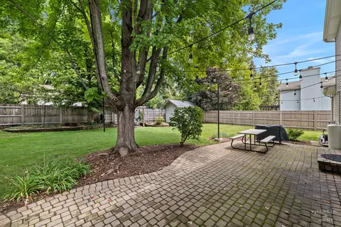 Exterior - 3220 W Lorient Dr, Mchenry, IL 60050 photo 4 of 10