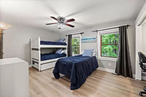 Bedroom - 3220 W Lorient Dr, Mchenry, IL 60050 photo 3 of 5