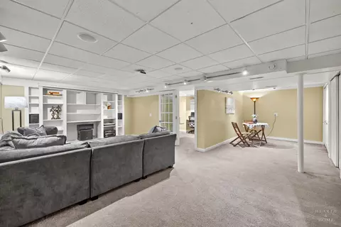 Other - 3220 W Lorient Dr, Mchenry, IL 60050 photo 3 of 6
