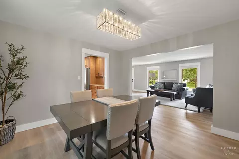 Dining - 3220 W Lorient Dr, Mchenry, IL 60050 photo 2 of 4