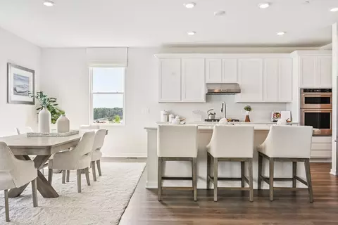 Dining - 300 Snowdrop Ln, Elgin, IL 60124 photo 2 of 2