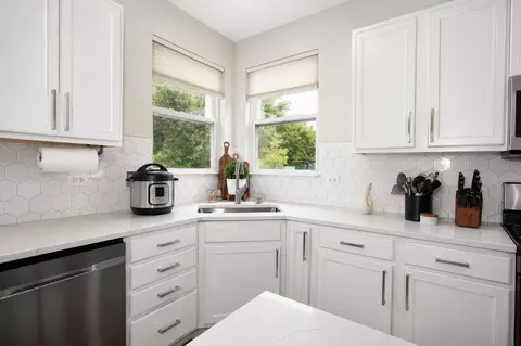 Kitchen - 2244 Exeter Ct, Aurora, IL 60503 photo 1 of 3