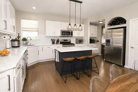 Kitchen - 2244 Exeter Ct, Aurora, IL 60503 photo 2 of 3