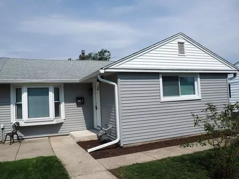 8808 Corcoran Rd, Hometown, IL 60456