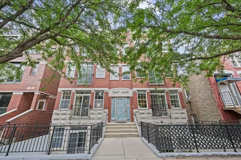 1249 N Bosworth Ave #1N, Chicago, IL 60642