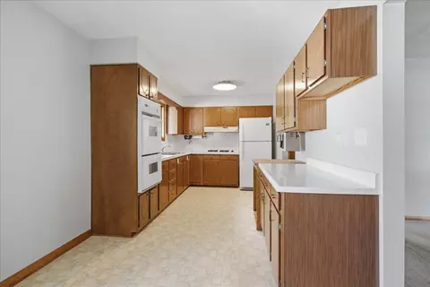Kitchen - 21 Brookwood Dr, Normal, IL 61761 photo 1 of 5