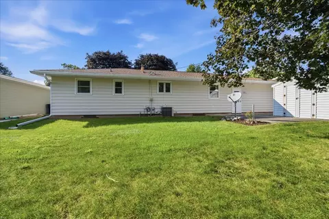 Exterior - 21 Brookwood Dr, Normal, IL 61761 photo 7 of 7