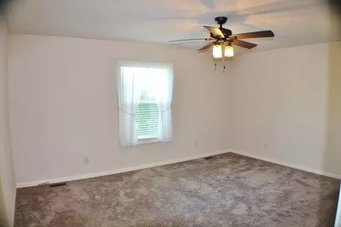 Bedroom - Undisclosed, Morris, IL 60450 photo 2 of 7