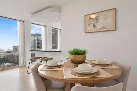 Dining - 111 E Chestnut St #30C, Chicago, IL 60611 photo 3 of 3