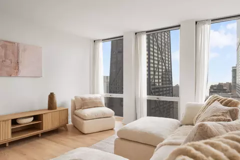 Living - 111 E Chestnut St #30C, Chicago, IL 60611 photo 3 of 4