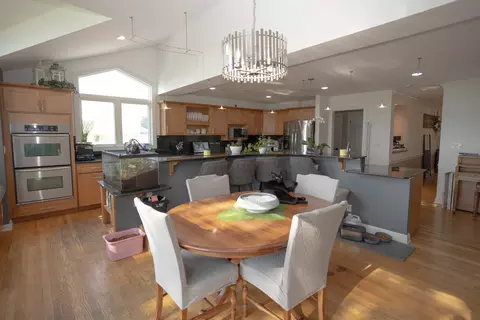 Kitchen - 1422 Eagle Ridge Dr, Antioch, IL 60002 photo 2 of 5