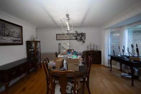 Dining - 1422 Eagle Ridge Dr, Antioch, IL 60002 photo 2 of 5
