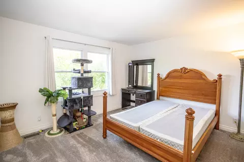 Bedroom - 1422 Eagle Ridge Dr, Antioch, IL 60002 photo 10 of 11