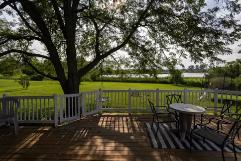 Exterior - 1422 Eagle Ridge Dr, Antioch, IL 60002 photo 8 of 13
