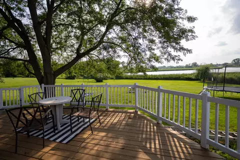 Exterior - 1422 Eagle Ridge Dr, Antioch, IL 60002 photo 9 of 13