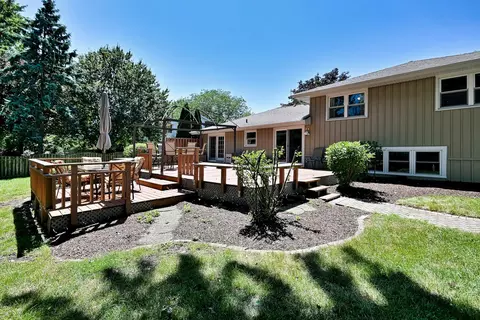 Exterior - 15231 S Meadow Ln, Plainfield, IL 60544 photo 5 of 6