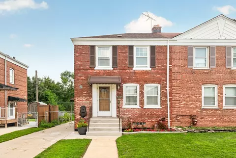 5115 W 63rd Pl, Chicago, IL 60638
