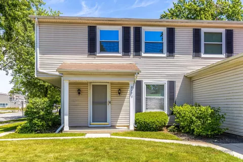 2177 N Dogwood Ln #2177, Palatine, IL 60074