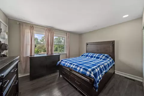 Bedroom - 3805 Rywick Ct, Rolling Meadows, IL 60008 photo 1 of 2