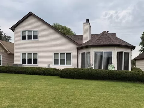 Exterior - 21070 W Hazelnut Ln, Plainfield, IL 60544 photo 2 of 9