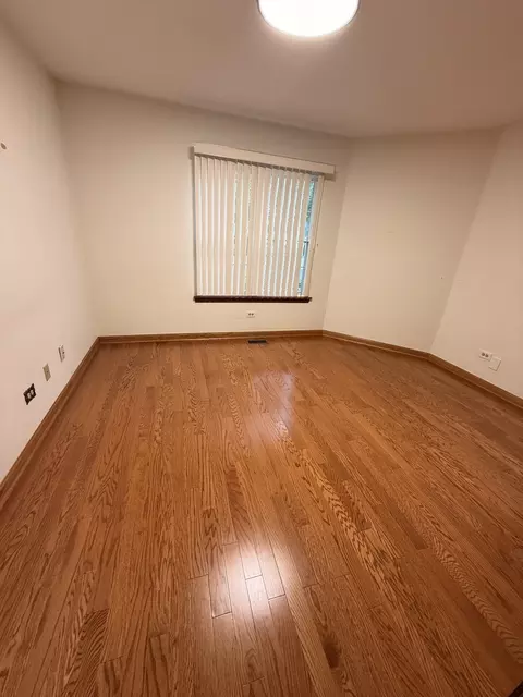 Bedroom - 21070 W Hazelnut Ln, Plainfield, IL 60544 photo 3 of 5